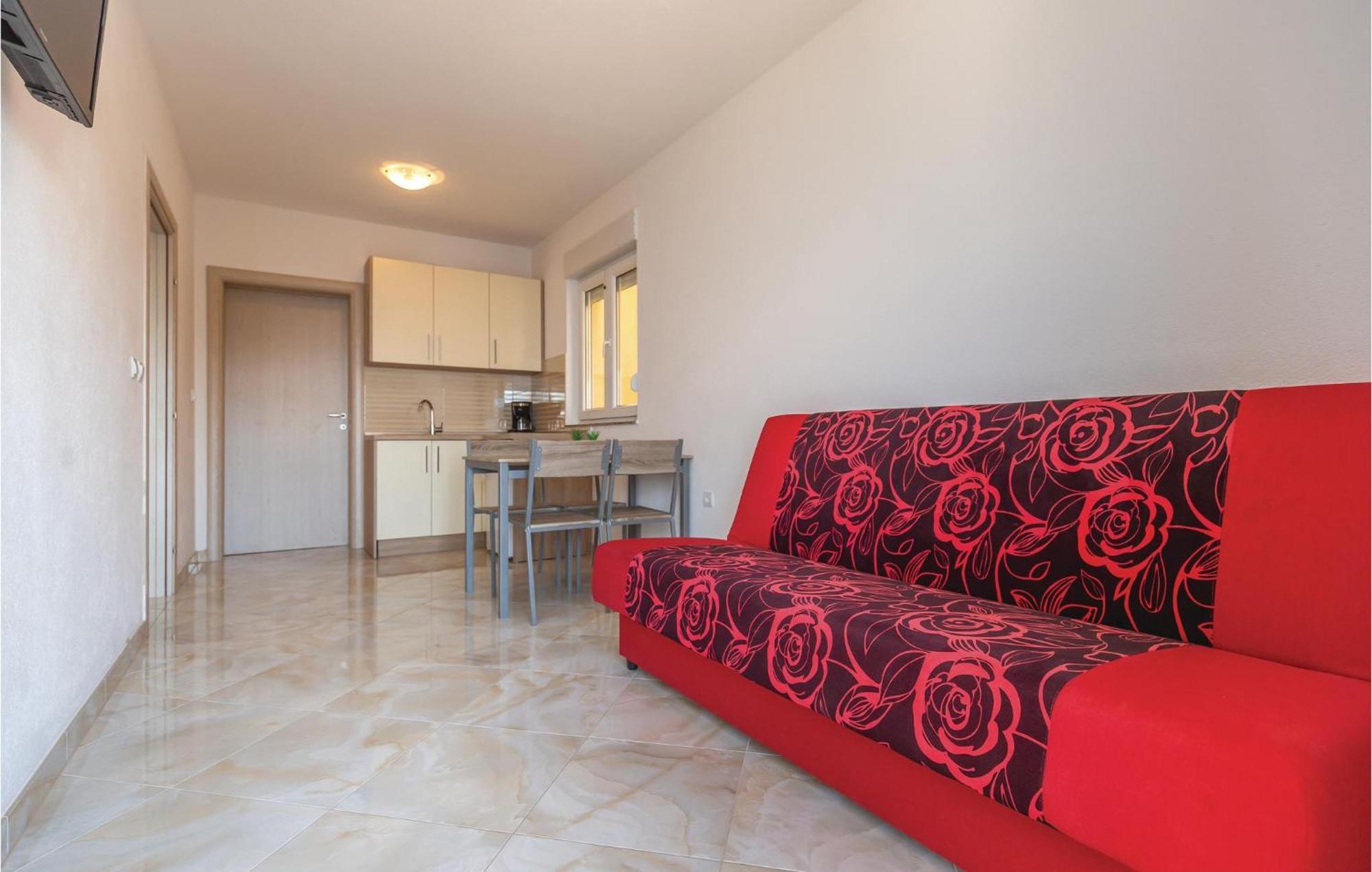 Nice Apartment In Krvavica With House Sea View Ngoại thất bức ảnh