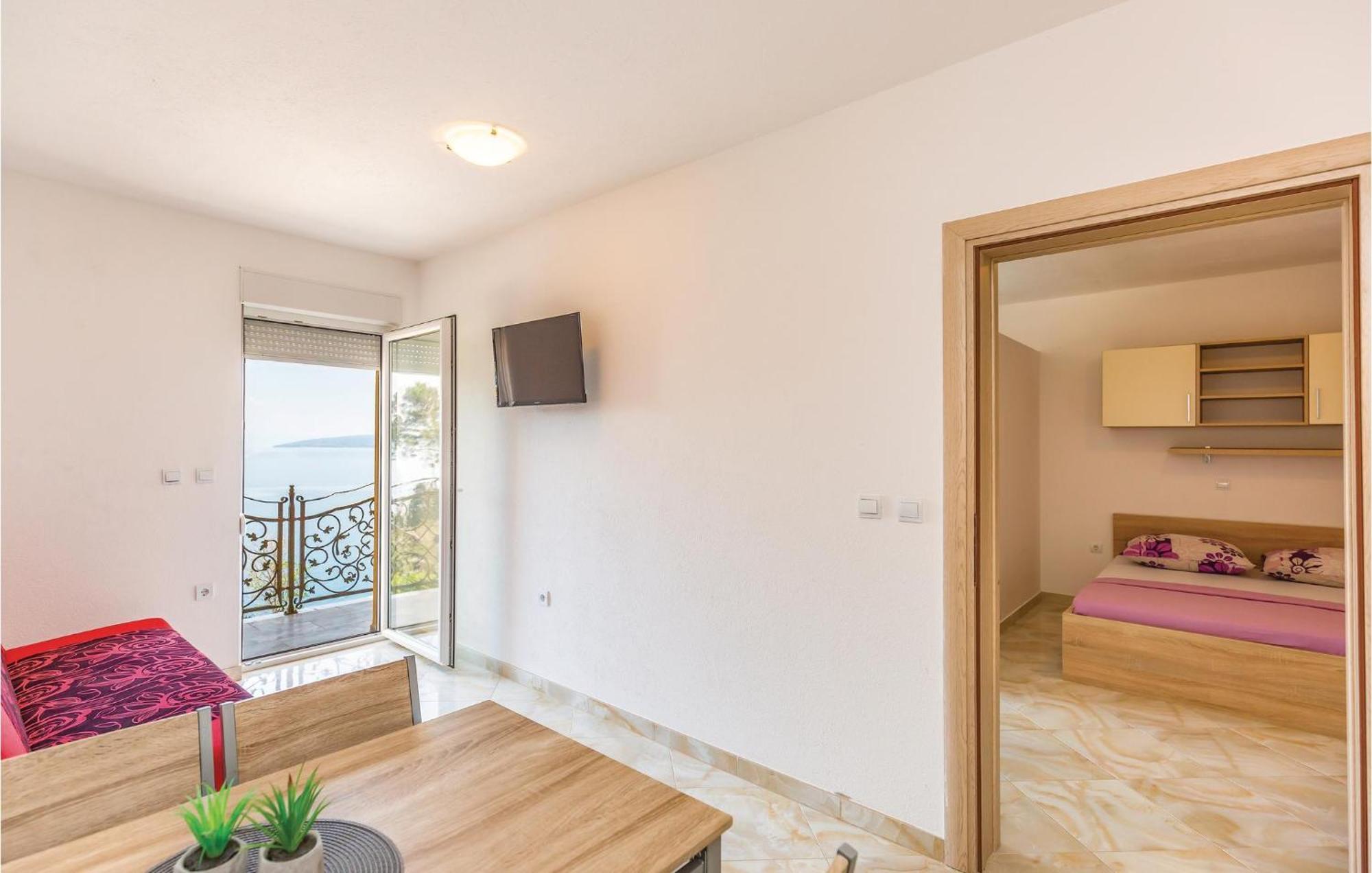 Nice Apartment In Krvavica With House Sea View Ngoại thất bức ảnh